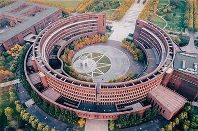 تصویر محوطه و ساختمان اصلی دانشگاه تیانجین چین (Tianjin University)